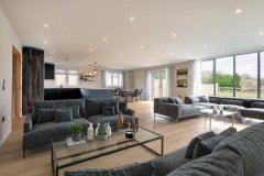 7_living_area